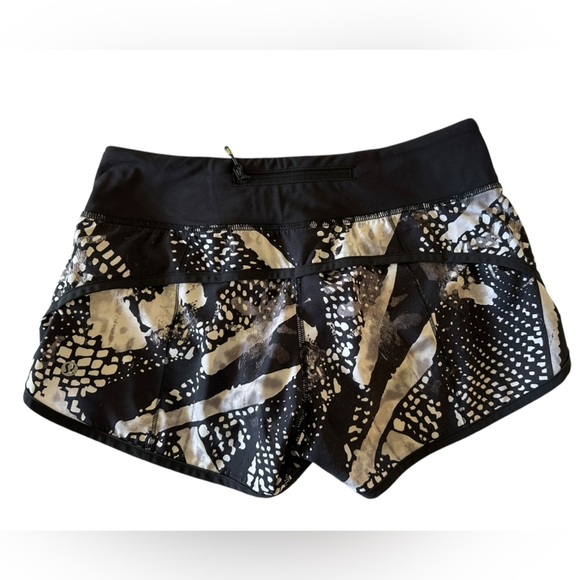 Lululemon athletica Speed Short Black White Static Mist Athletic Running Shorts - Picture 4 of 8